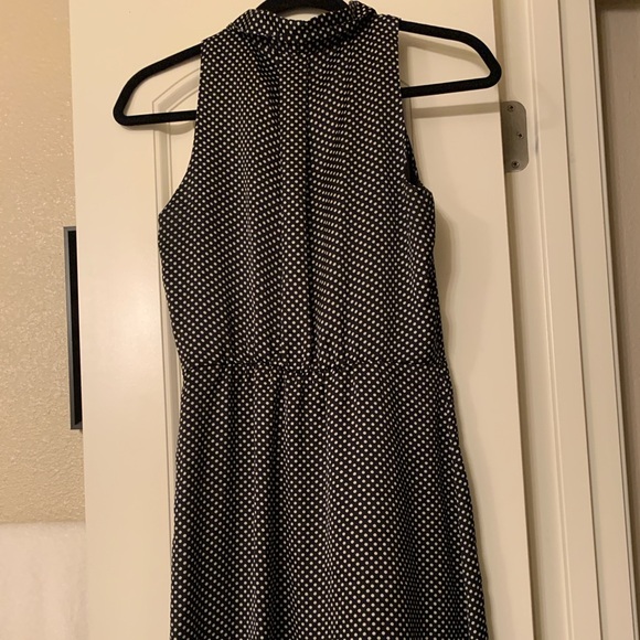 The Limited Polka Dot Black and White Dress size 4 fully lined and lightweight - Picture 4 of 10